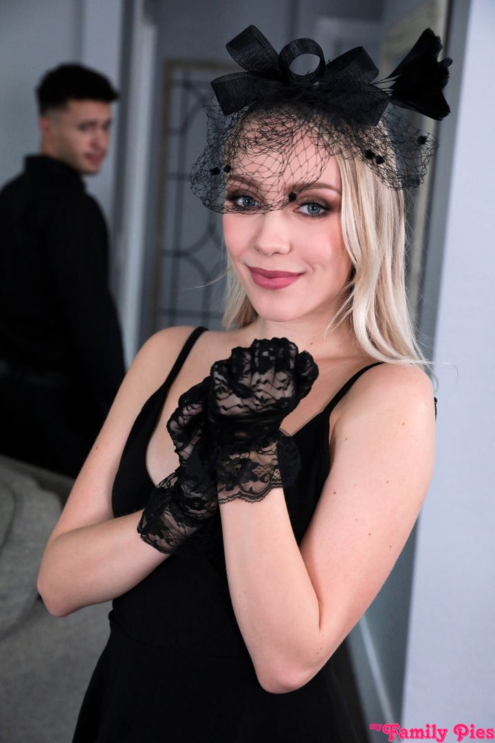 How Not To Dress For A Funeral - S24:E3