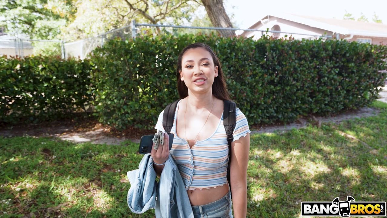 Healthcare Student Ready To Fuck