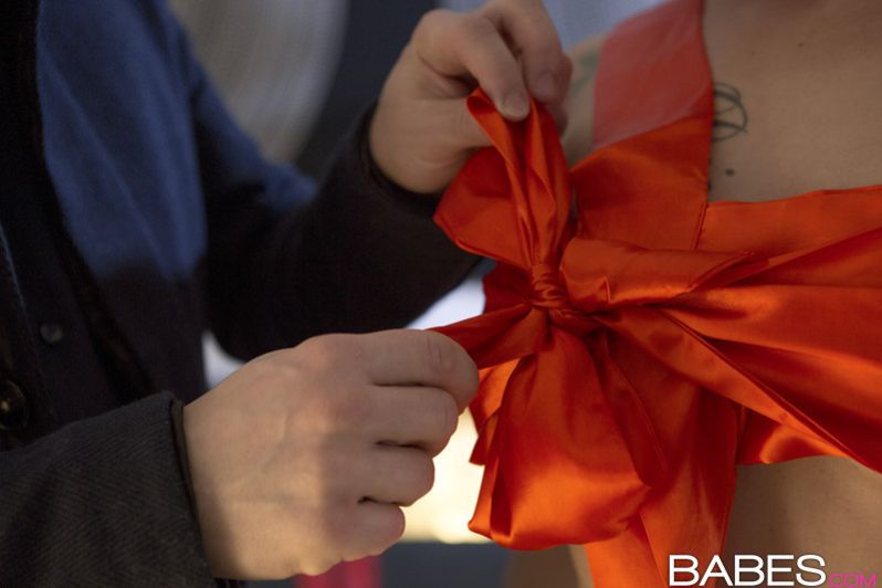 Gift Wrapped For Pleasure