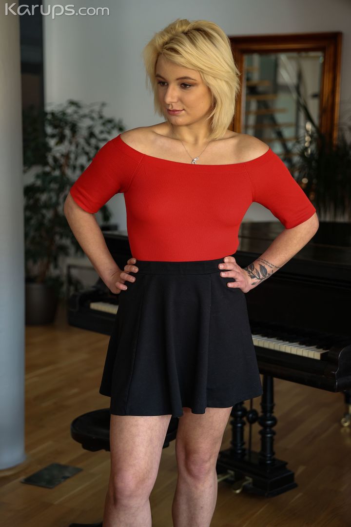 MY WIFE'S HOT FRIEND