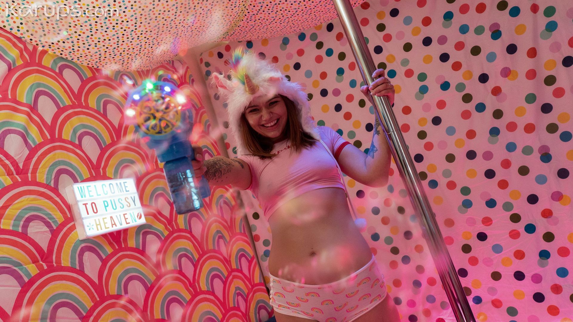 PUSSY HEAVEN