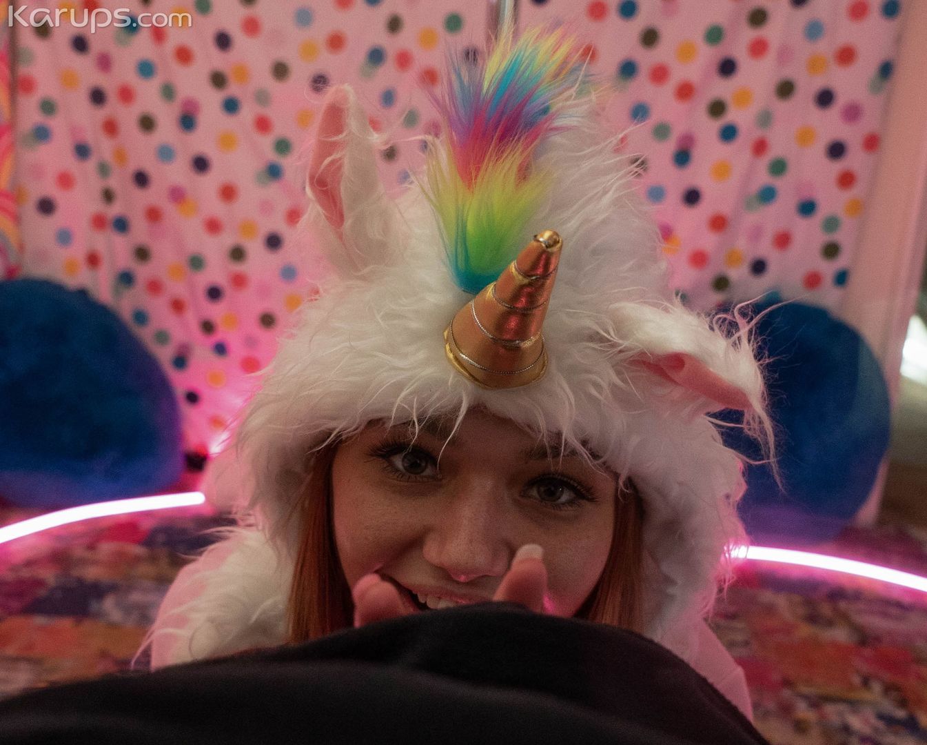 PUSSY HEAVEN