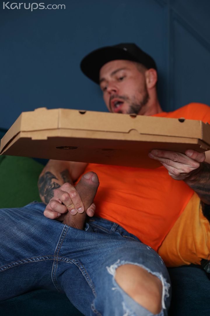 PERVERTED PIZZA GUY