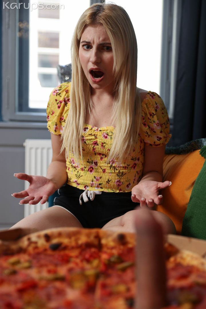 PERVERTED PIZZA GUY