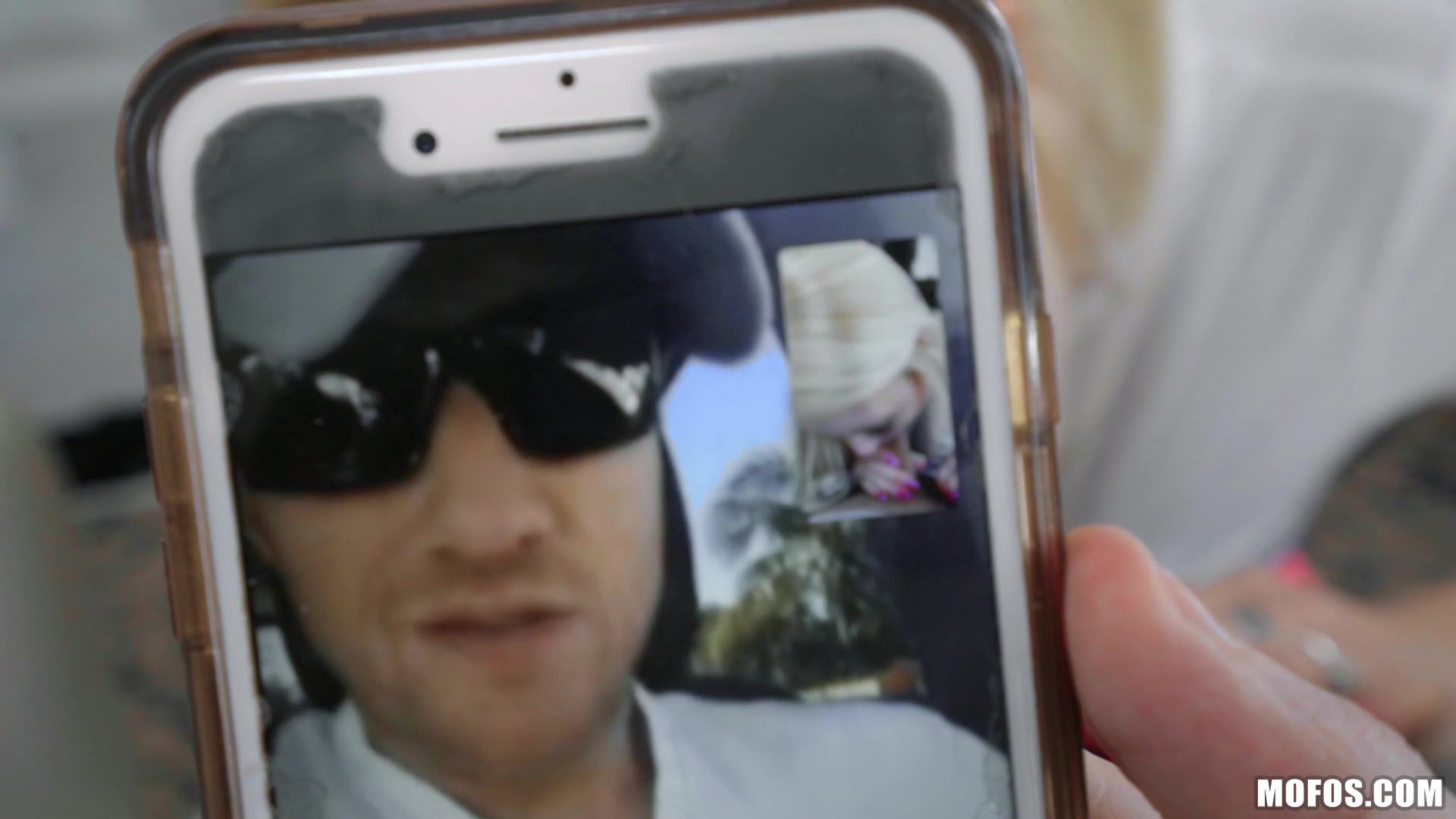 Blonde Videochats Anal To Ex