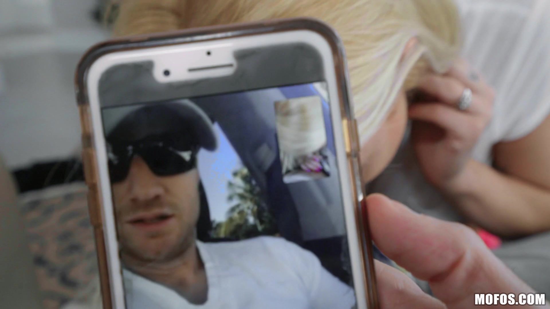 Blonde Videochats Anal To Ex