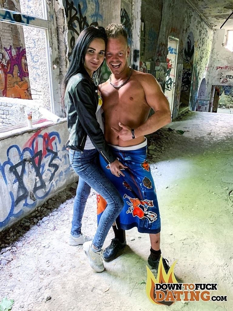 Megan Venturi: Creampie On The First Date