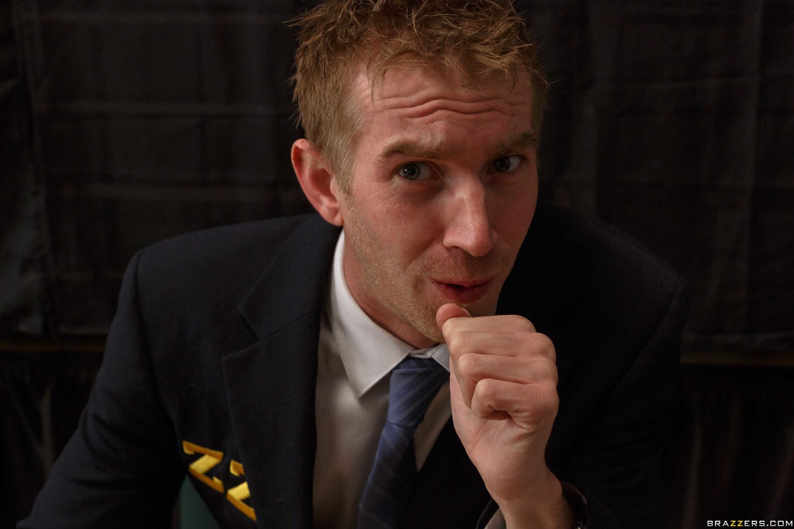 Vote For the School Slut President