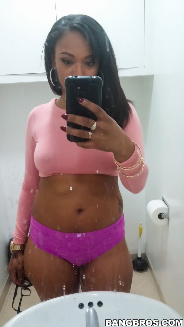 Deep In Dat Chocolate Pussy!