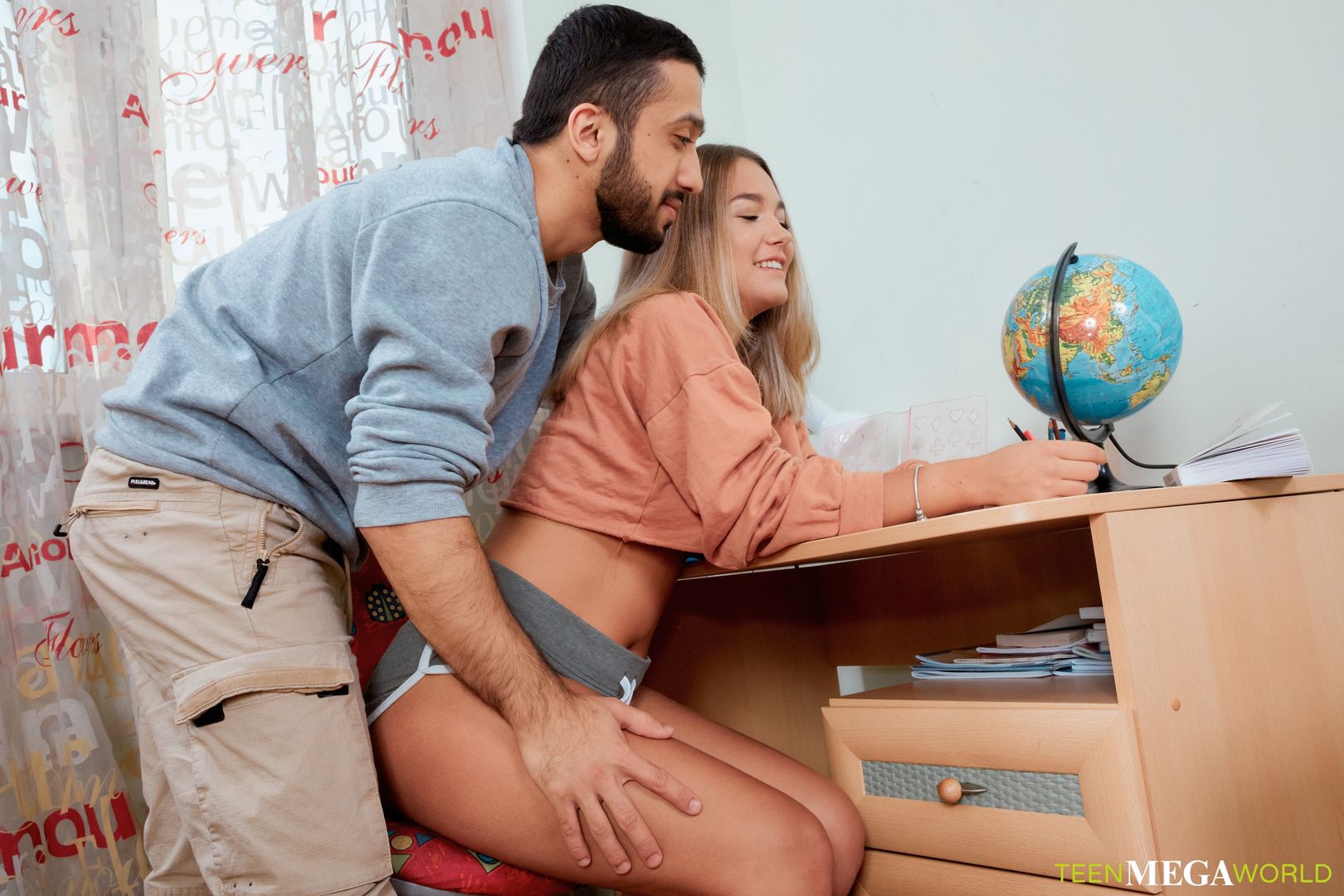 Hard sex at geography lesson