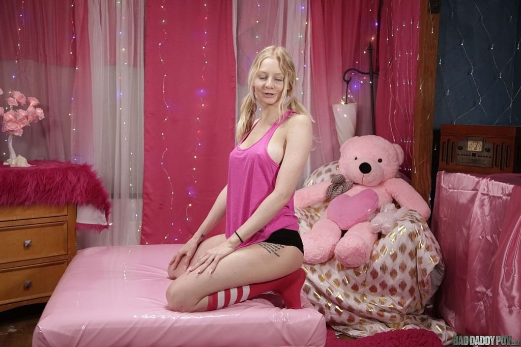 Jenna Fireworks: Pretty In Pink