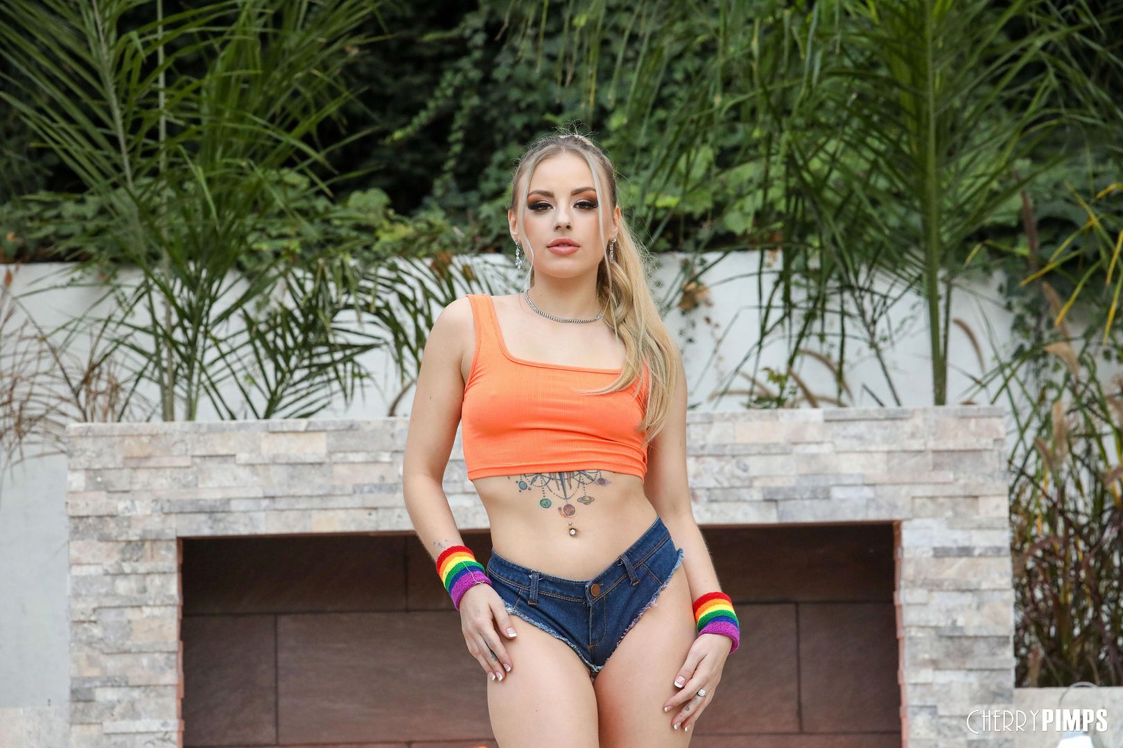 Roller Babe Anna Is Fit To Tease