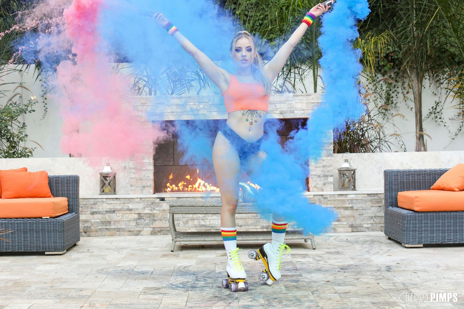 Roller Babe Anna Is Fit To Tease