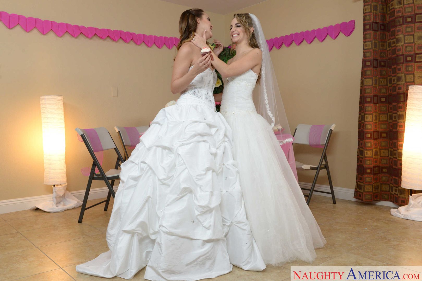 Dillion Harper fucking in the bedroom with her innie pussy