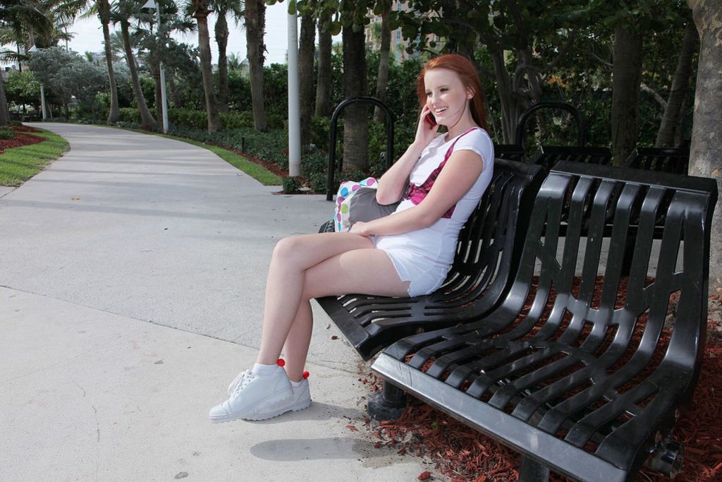 Two Strangers Meet At A Park And Fuck Each Other