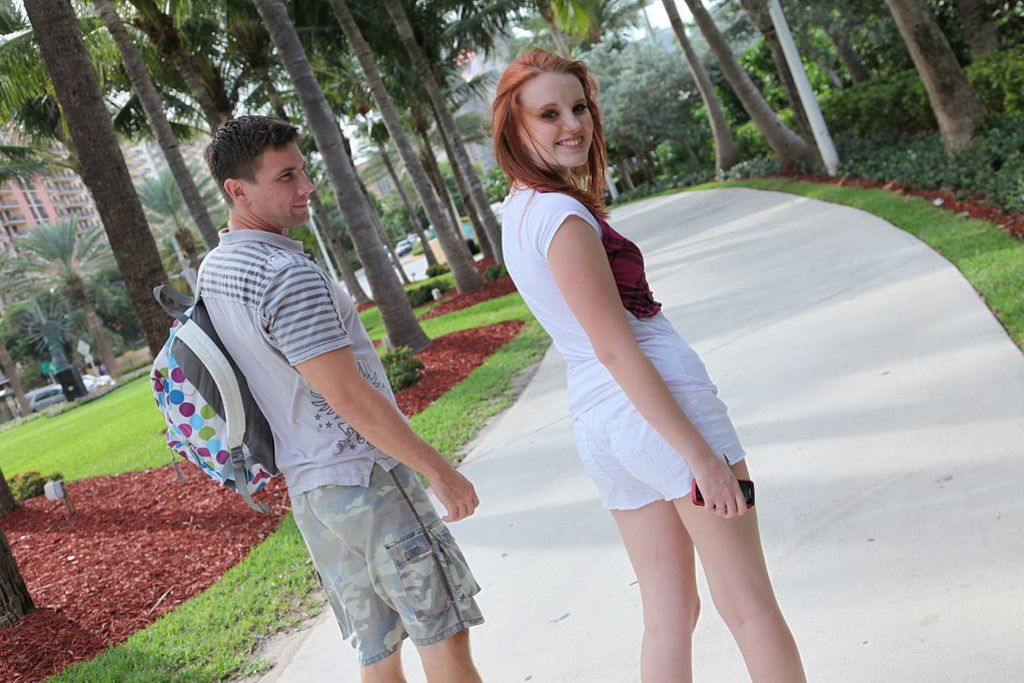Two Strangers Meet At A Park And Fuck Each Other