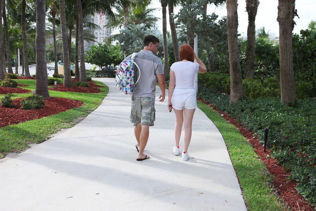 Two Strangers Meet At A Park And Fuck Each Other