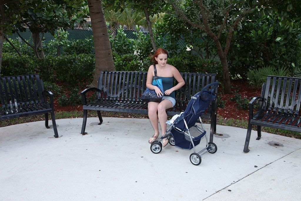 Two Strangers Meet At A Park And Fuck Each Other