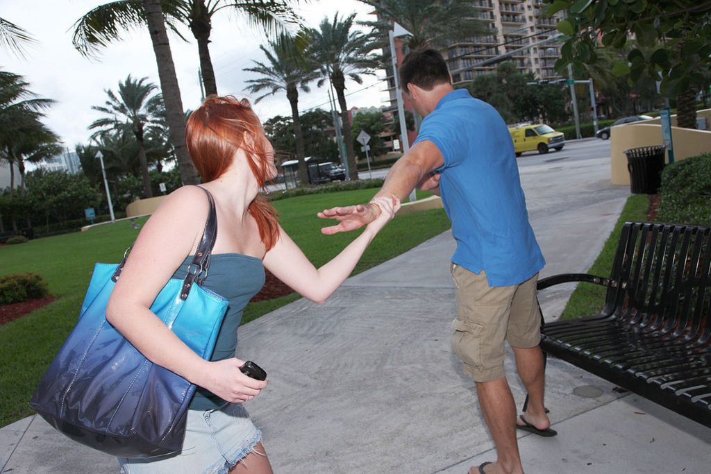 Two Strangers Meet At A Park And Fuck Each Other
