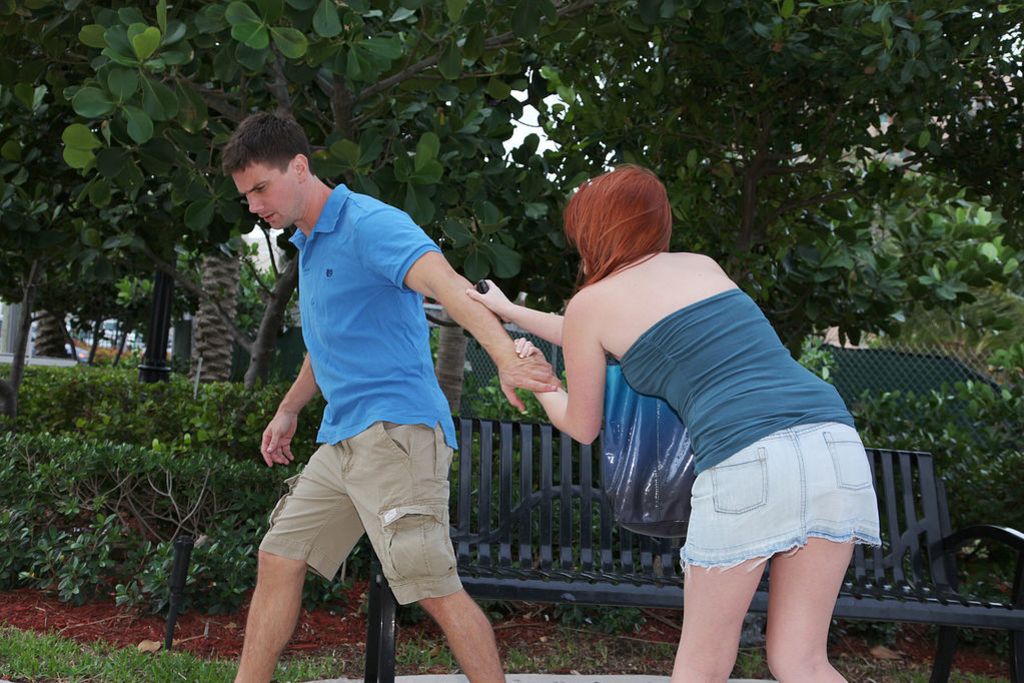 Two Strangers Meet At A Park And Fuck Each Other