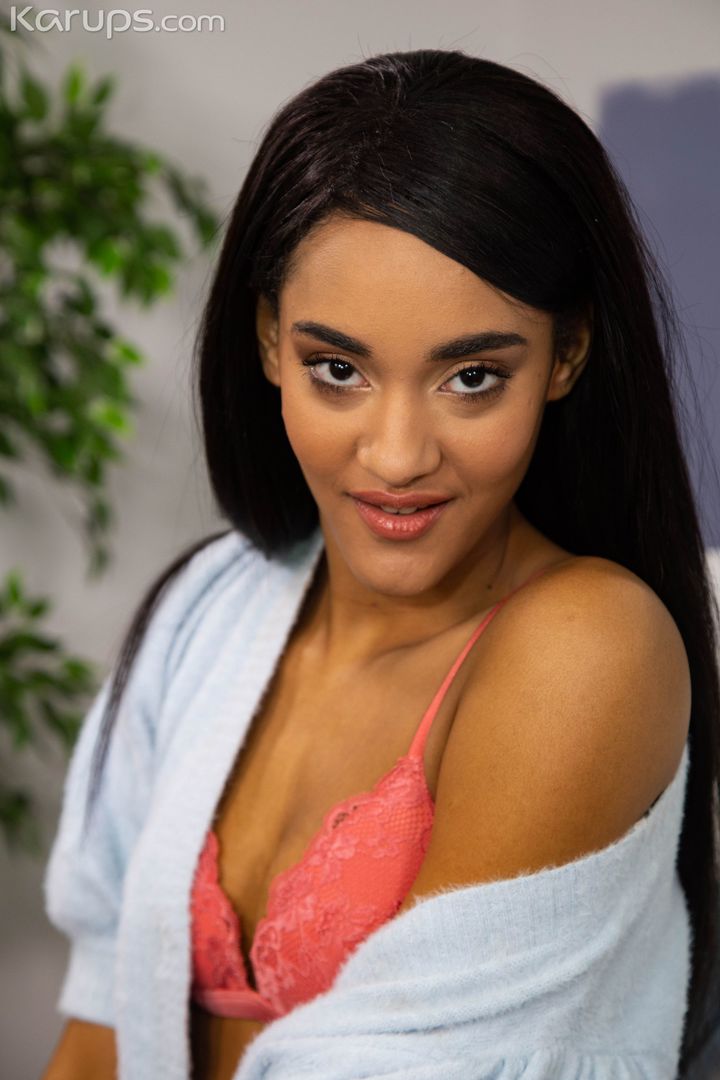 EBONY TEEN CAPRI