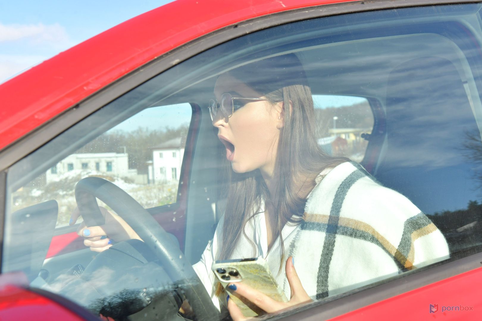Curvy Slut Taylee Woods DP’d by 3 BBCs for Car Accident GP2281