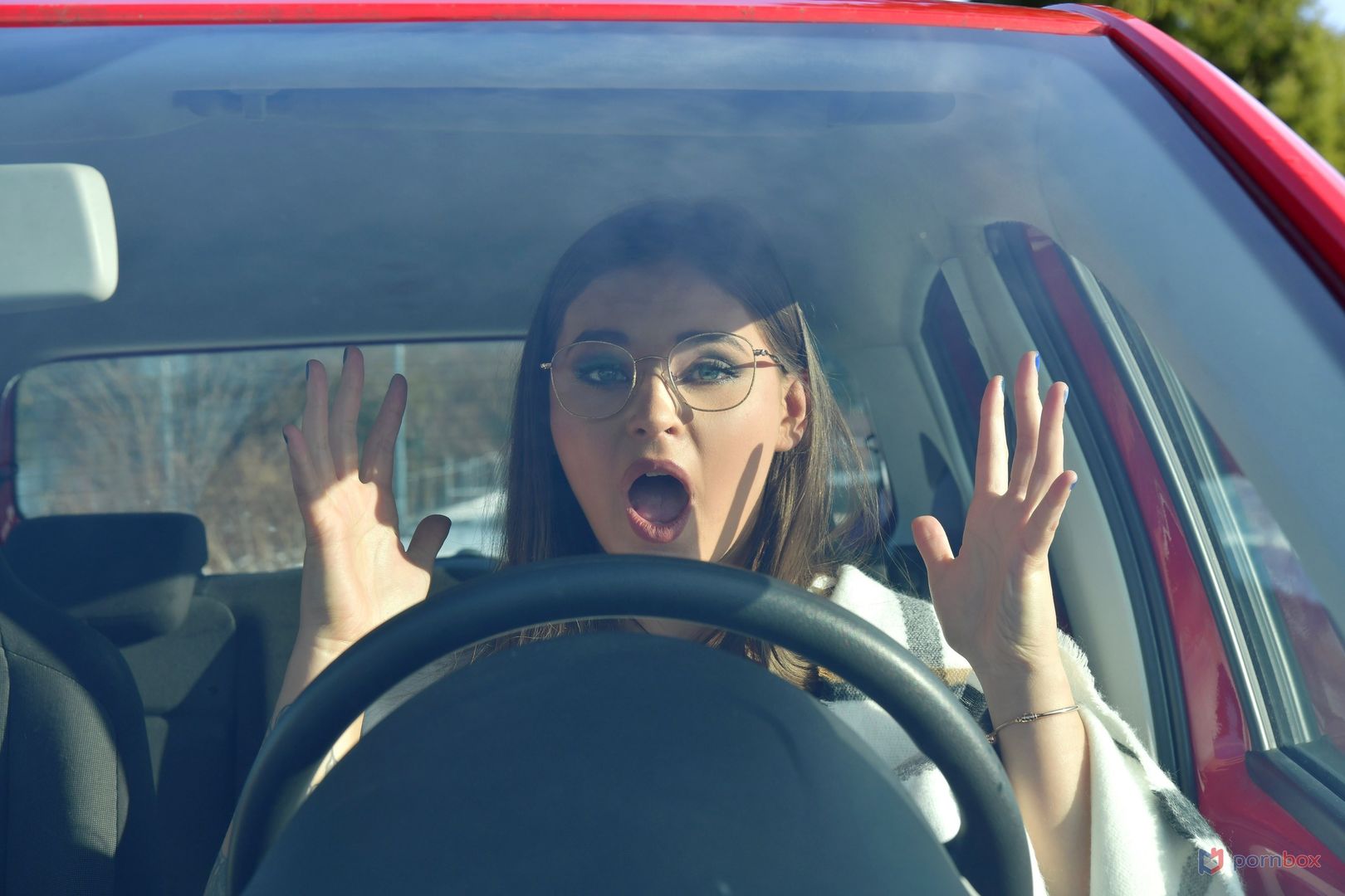 Curvy Slut Taylee Woods DP’d by 3 BBCs for Car Accident GP2281