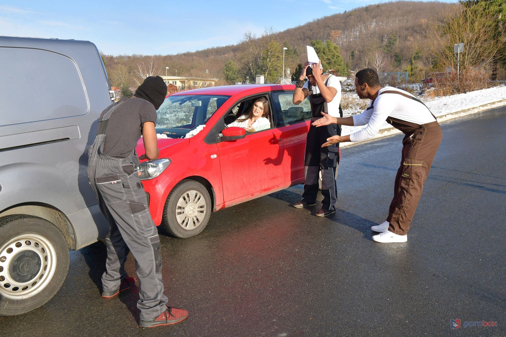 Curvy Slut Taylee Woods DP’d by 3 BBCs for Car Accident GP2281