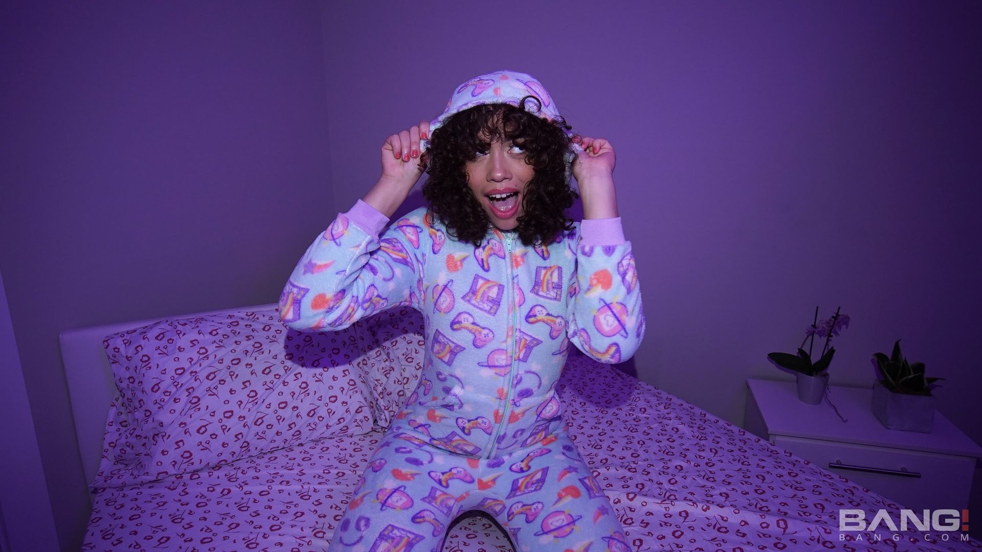 Willow Ryder Is Down For A Dirty Slumber Party