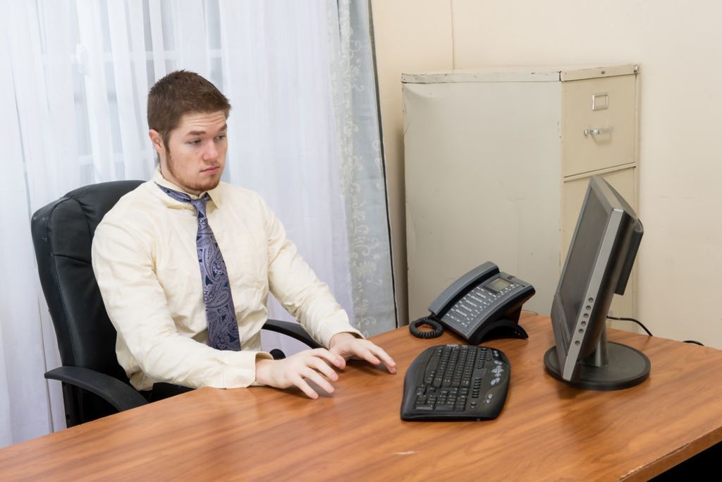 Silvia Saige Catches Horny Employee in Her Office!