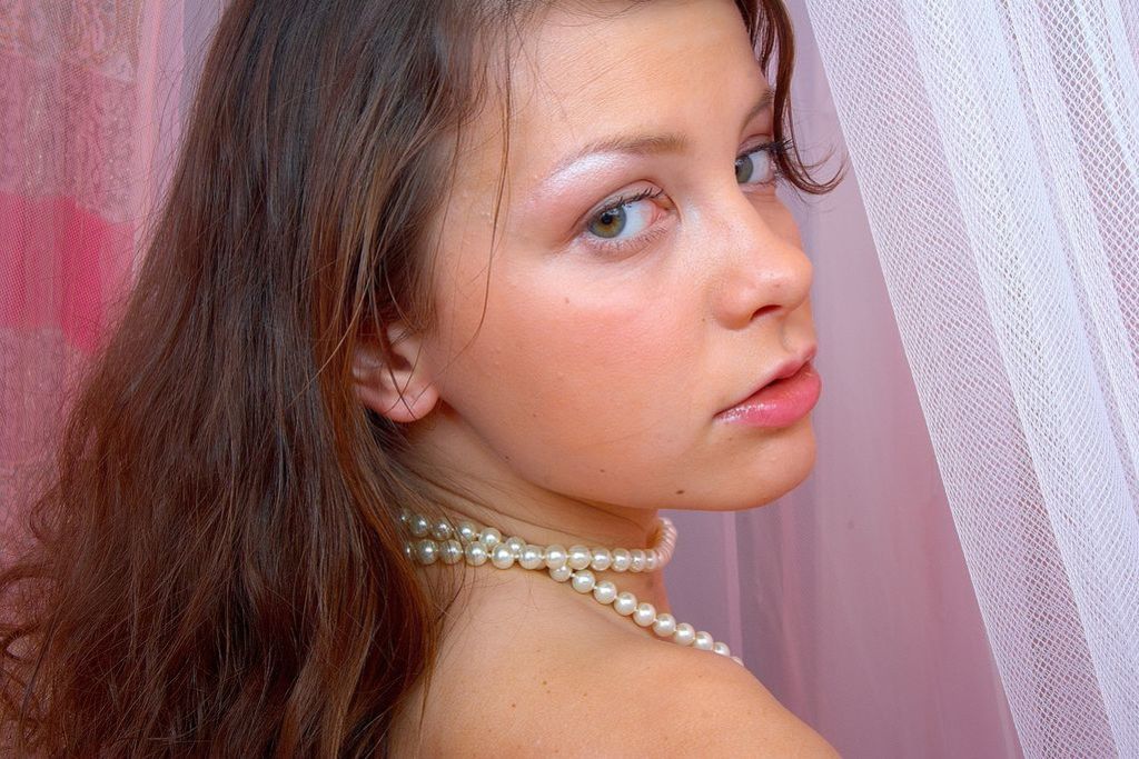 Teen Vicki Stuffs Her Shaved Pussy With Ribbed Dildo
