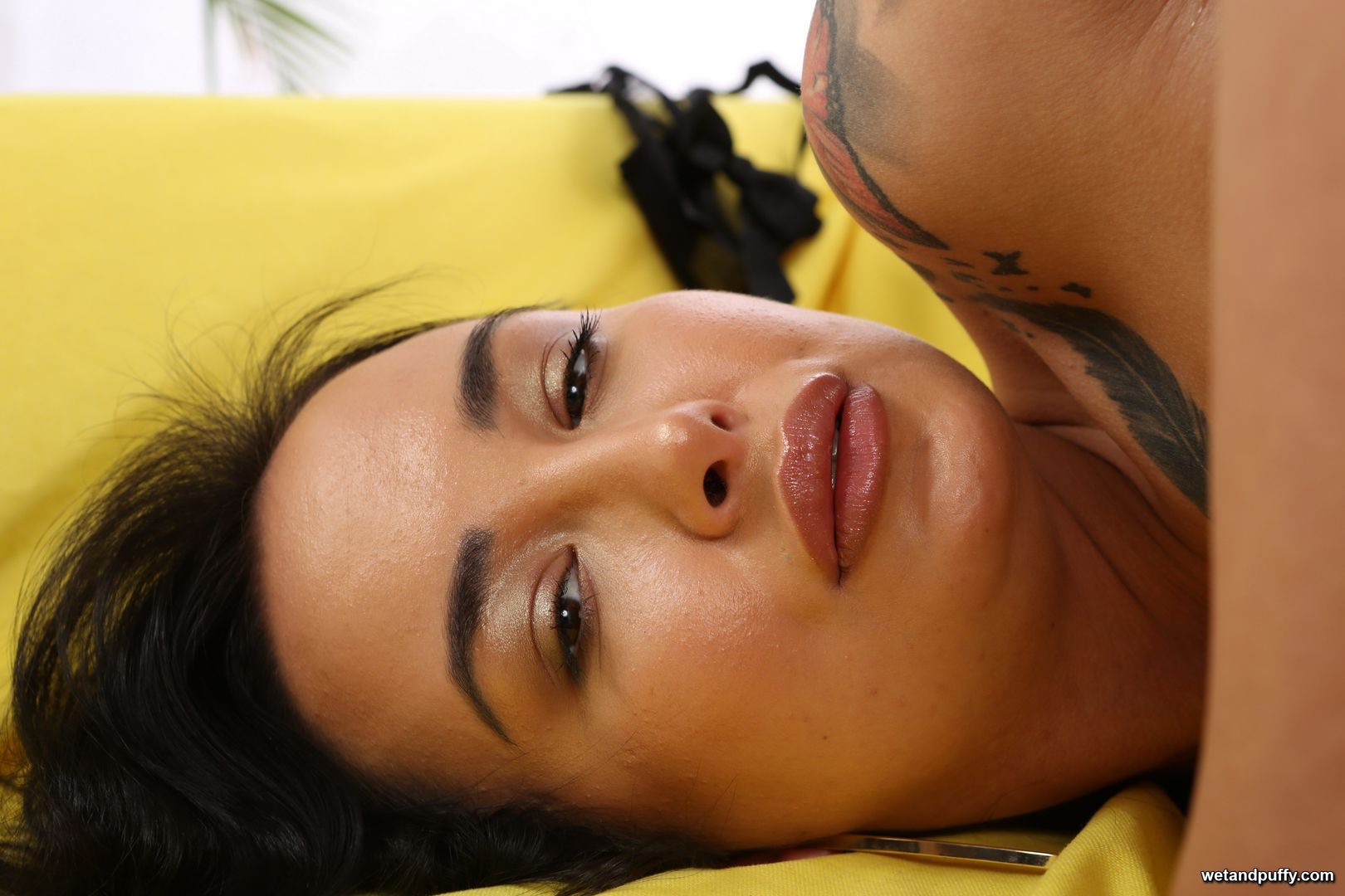 FREYA DEE — OILED UP FOR ACTION