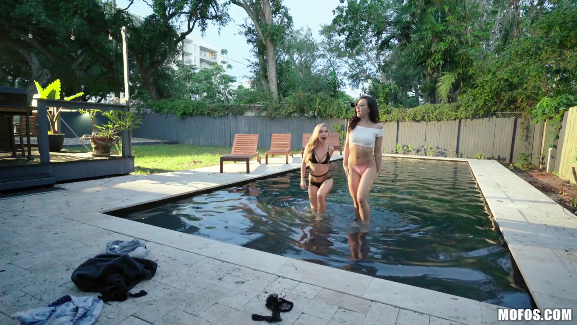 Breaking & Entering Lesbian Couple