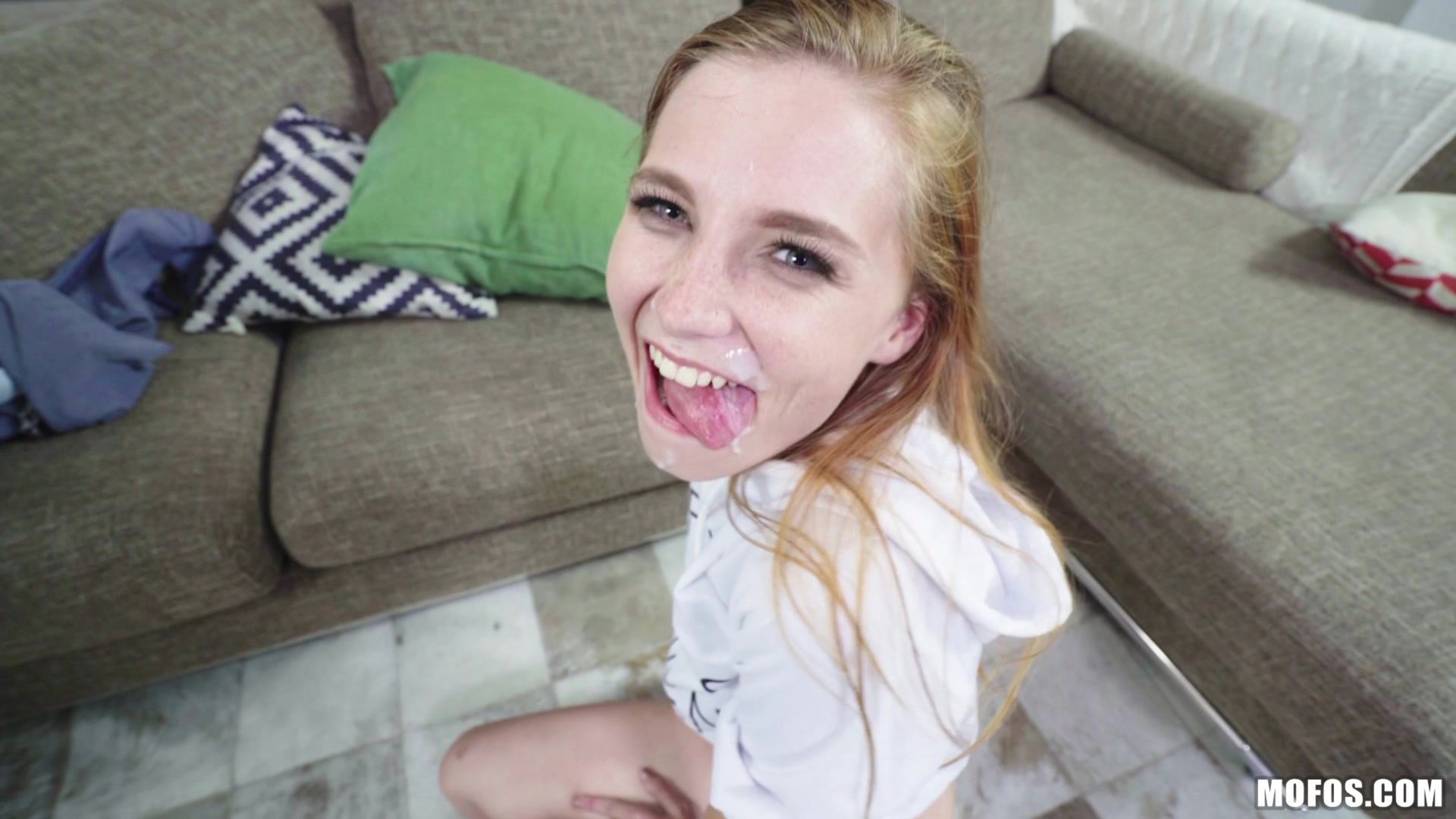 Teen Cutie Ava Parker