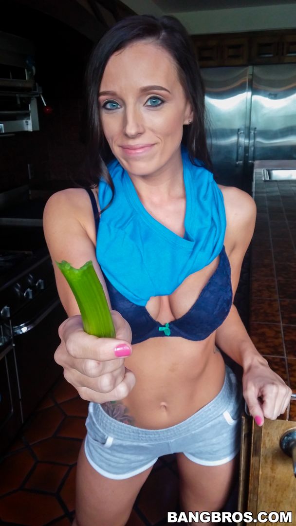 Big black dick for sexy brunette