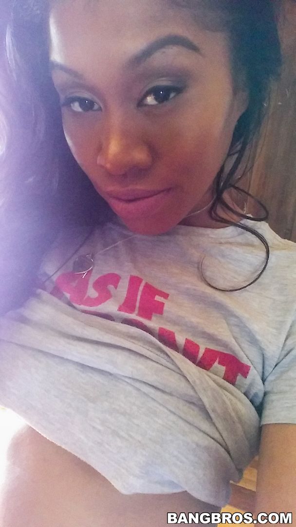 Thick Ebony swallows all of that cum
