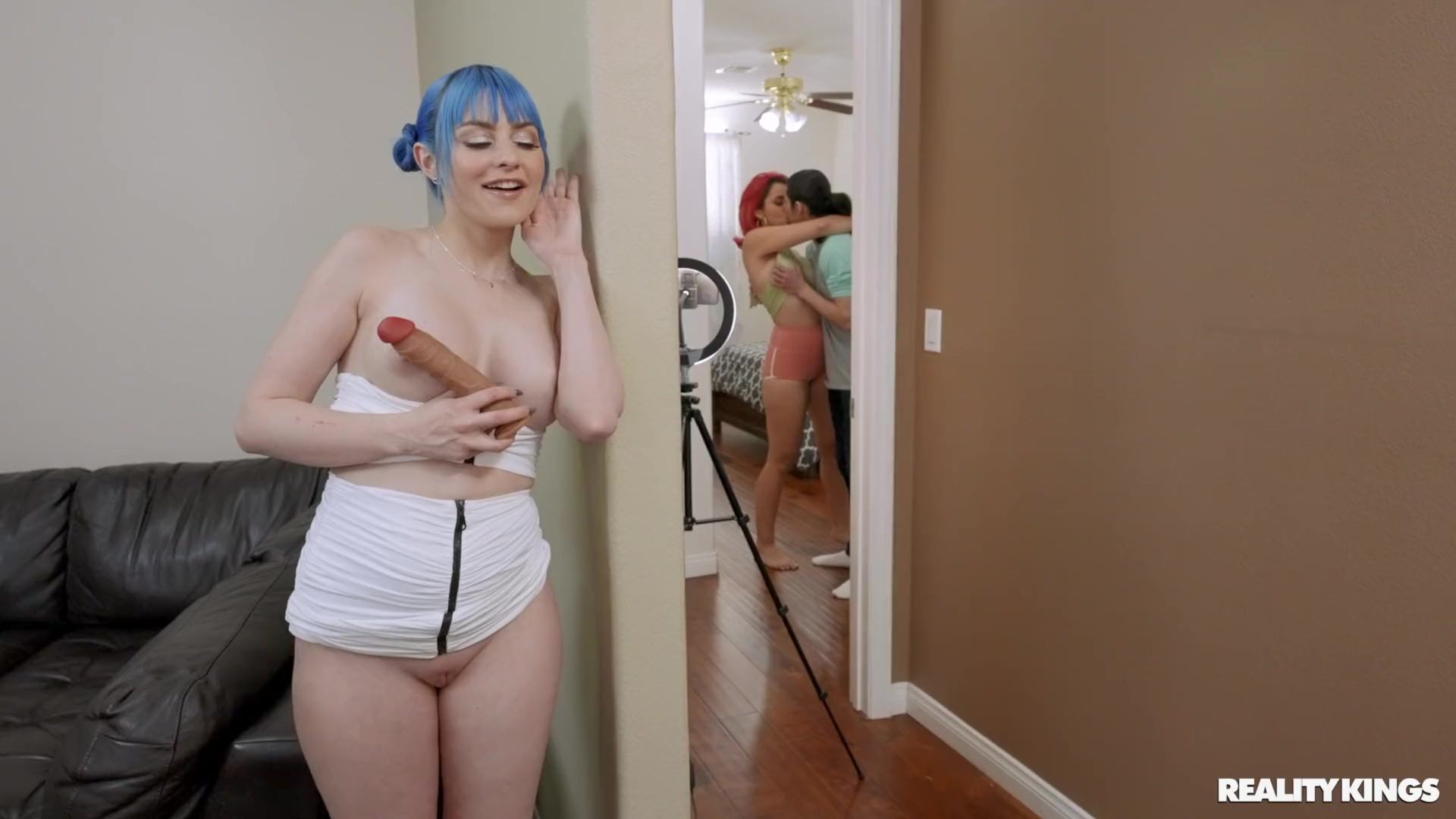 Busting The Dildo Voyeur