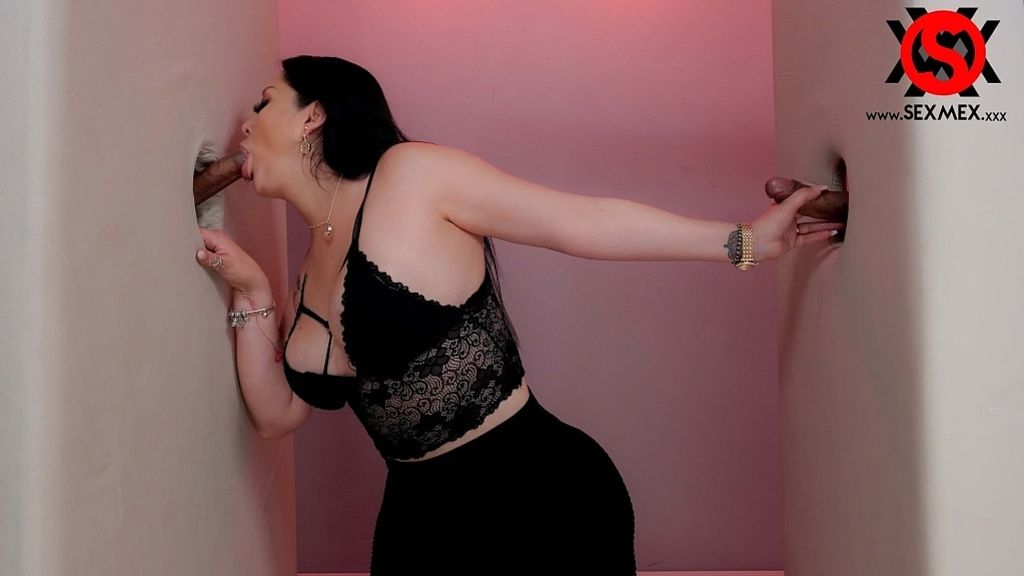 GLORY HOLE . PAMELA RÍOS