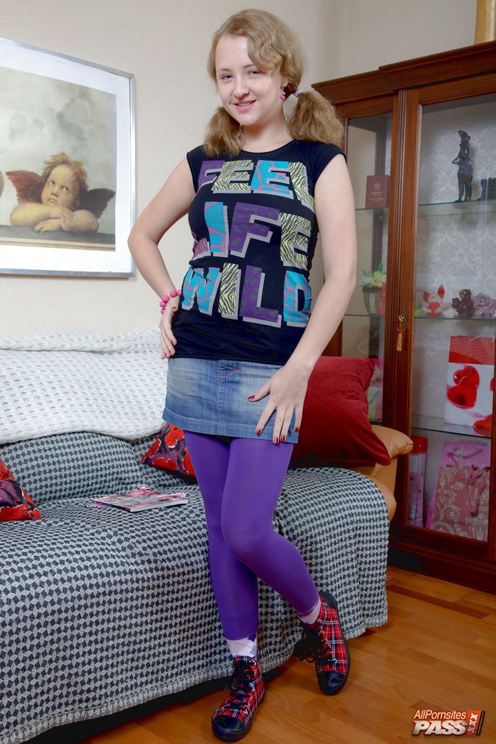 Big titty teen Tatyana railed