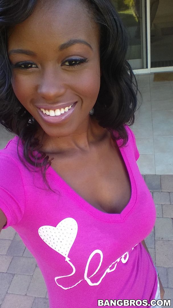 Sexy All Natural Ebony Tits