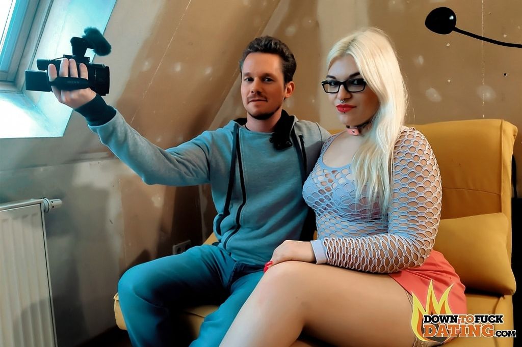 Mariella Sun: Always Ready To Ride Cock