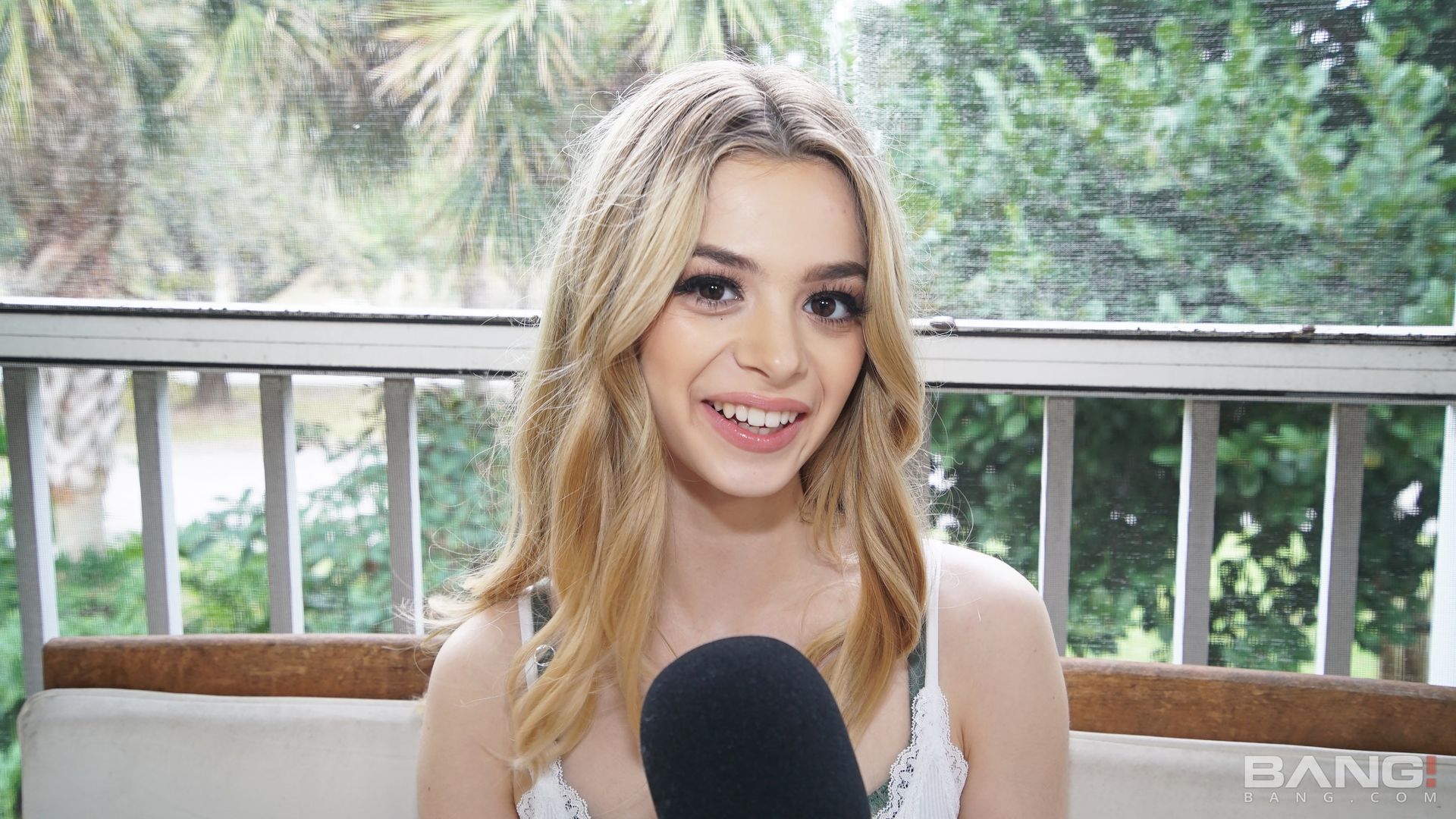 Molly Little Does A Q&a Before Getting Her Pussy Destroyed