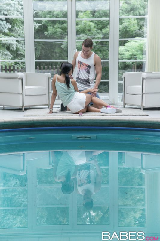 Peeping Tom 5