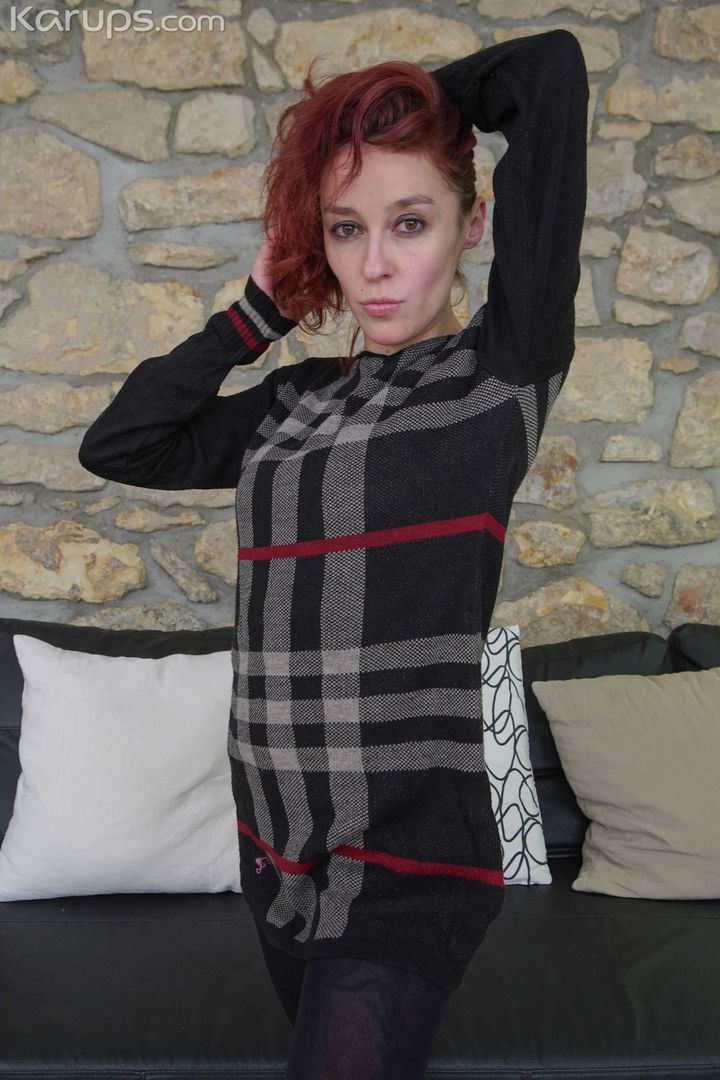 SLUTTY REDHEAD