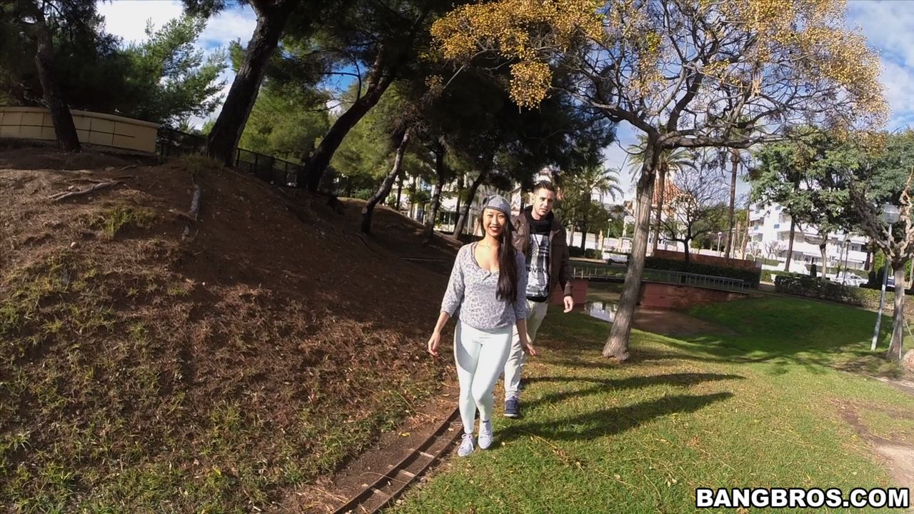 She takes a dick up her ass in public
