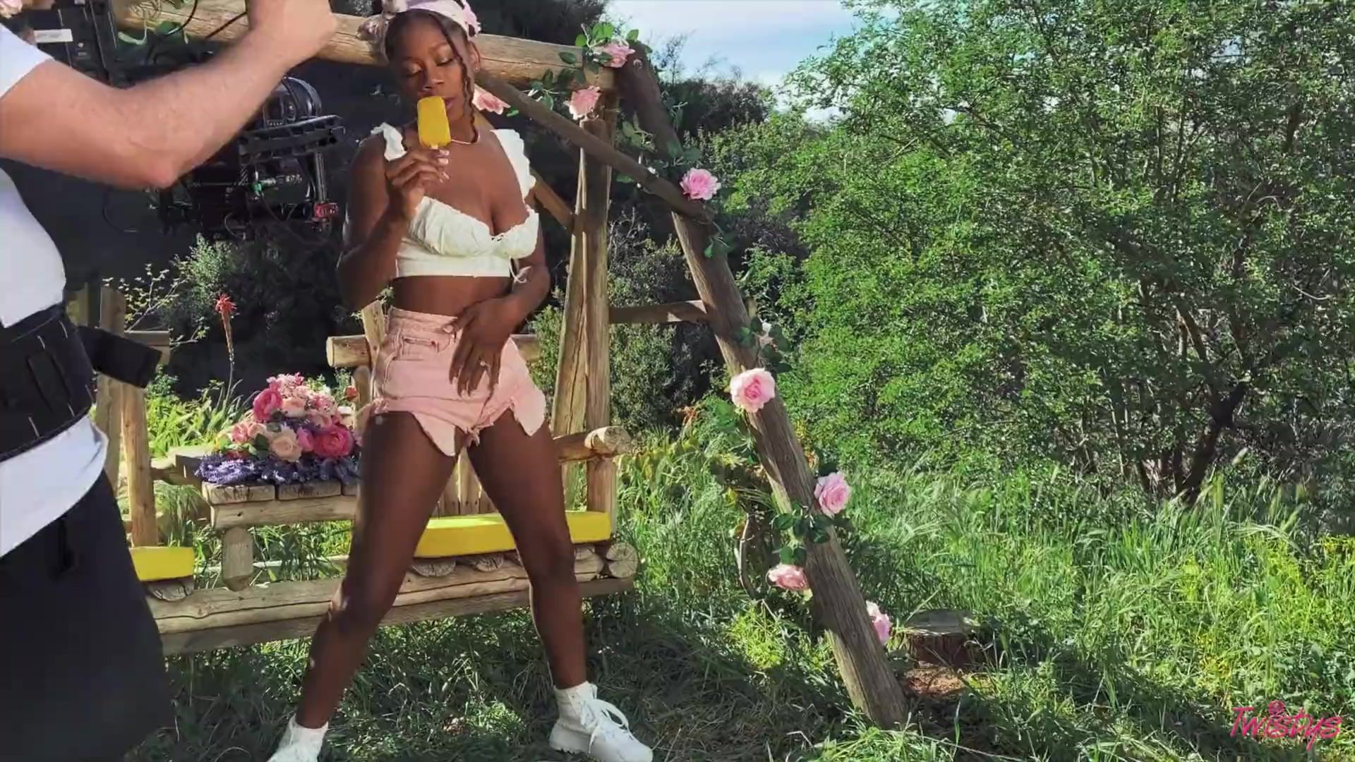 April TOTM - Backwoods Babe