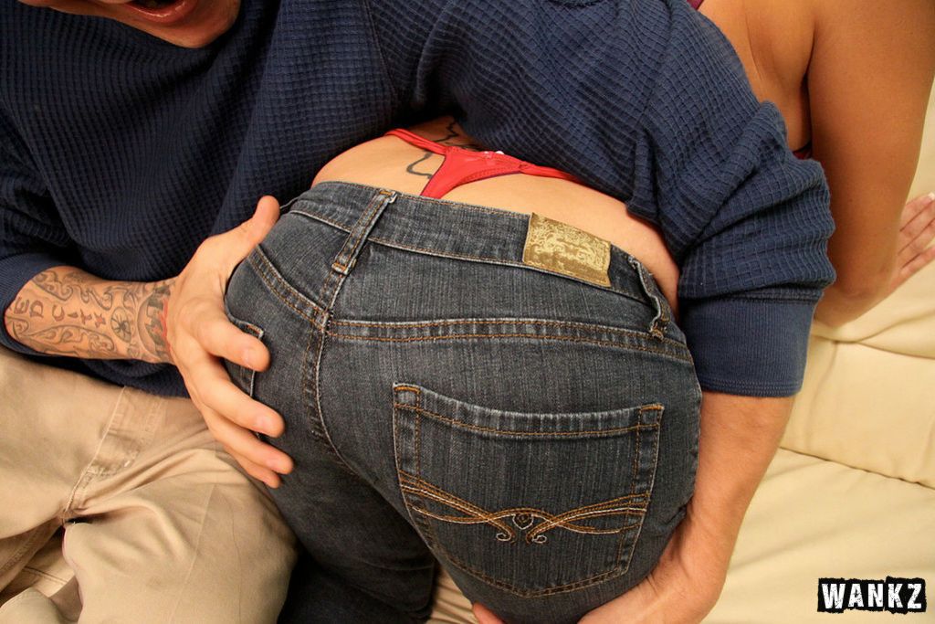 Kayme Kai Has A Luscious Booty And She Loves To Fuck