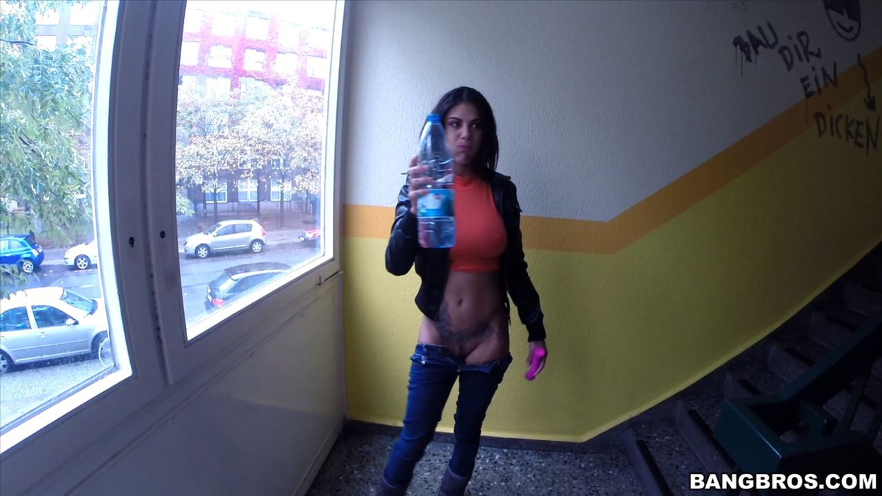 A Wild Bang With Bonnie Rotten
