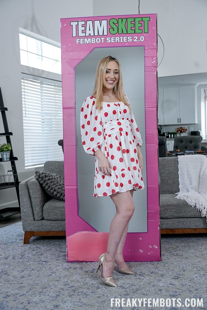 My Fembot Girlfriend