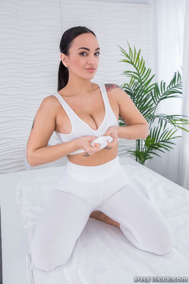 Claudia Bavel, a Massage to Remember!
